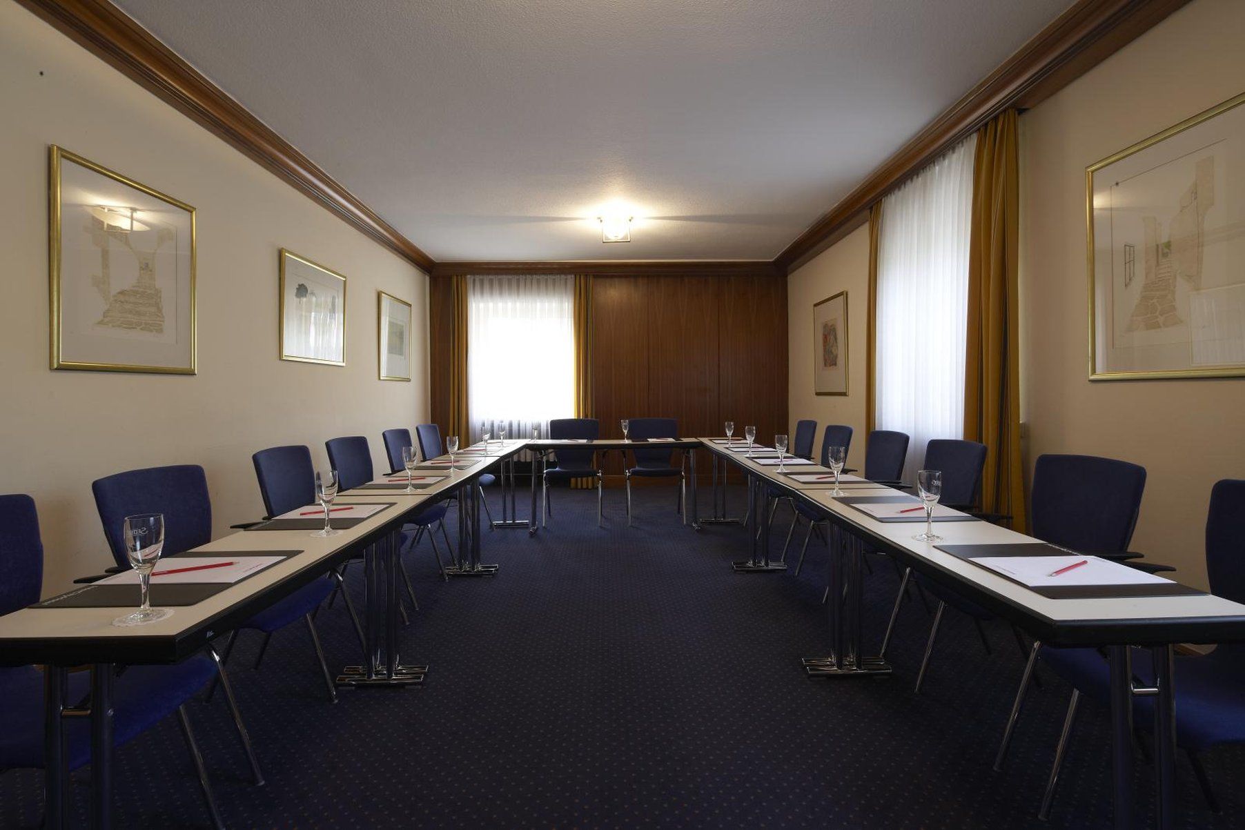 Intercityhotel Stuttgart Facilidades foto
