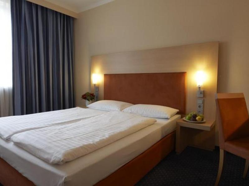 Intercityhotel Stuttgart Exterior foto