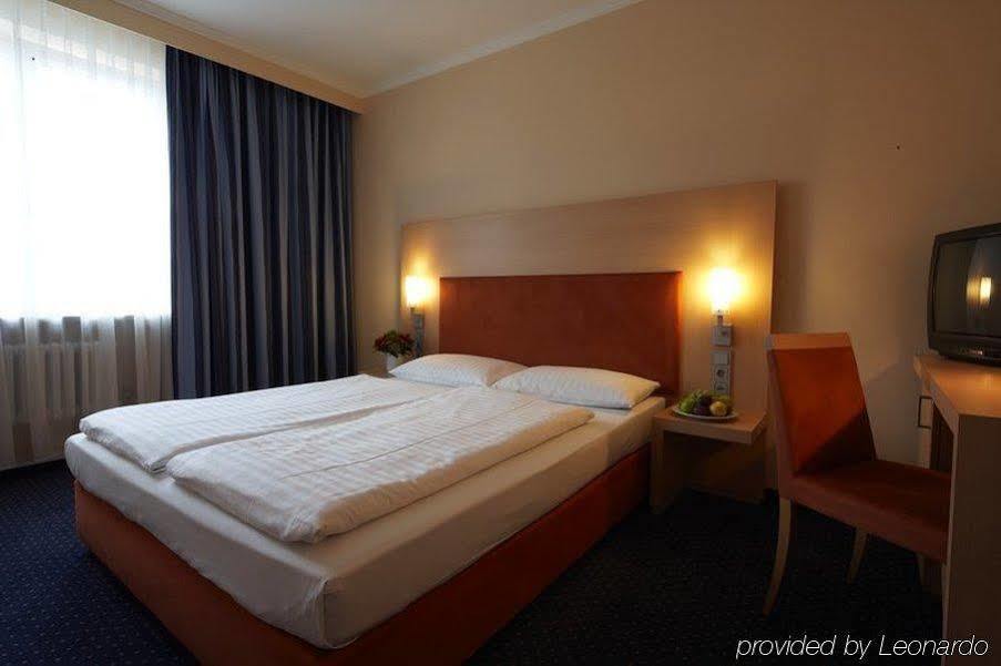 Intercityhotel Stuttgart Exterior foto
